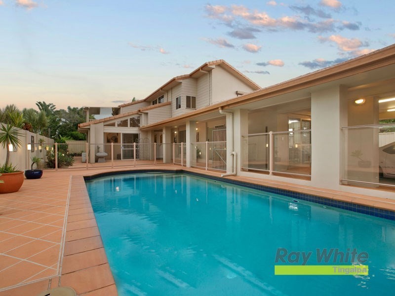 19 BALGOWLAH Street, Wakerley QLD 4154
