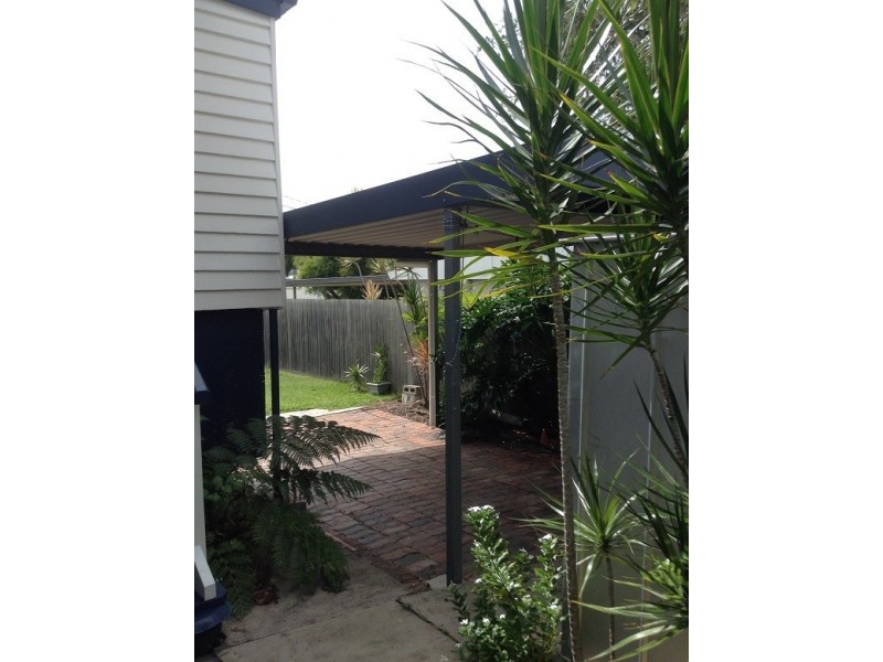 54 Curtis Street, Manly QLD 4179