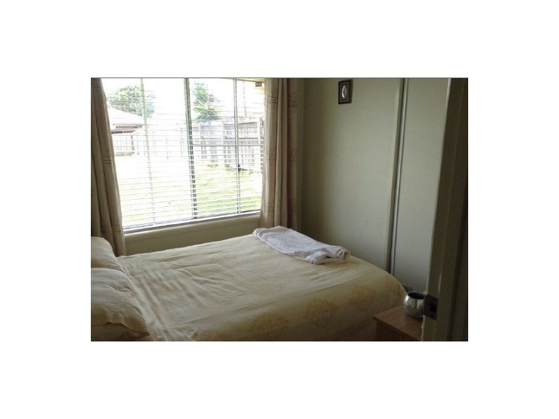 34 School Road, Wynnum West QLD 4178