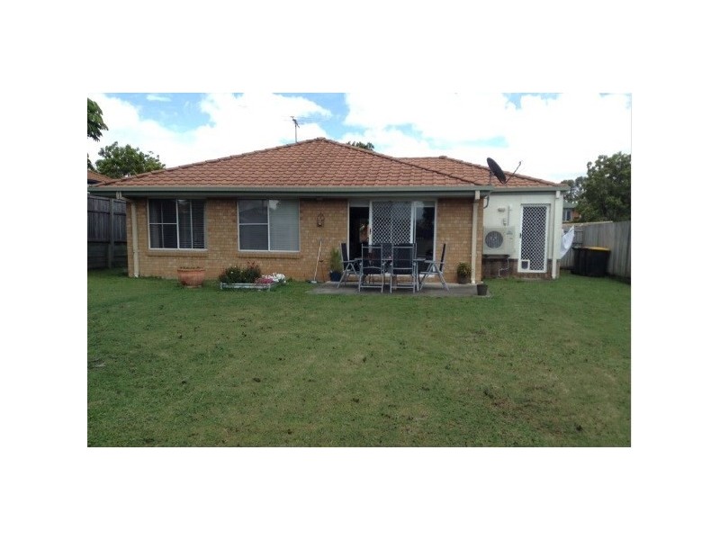 34 School Road, Wynnum West QLD 4178