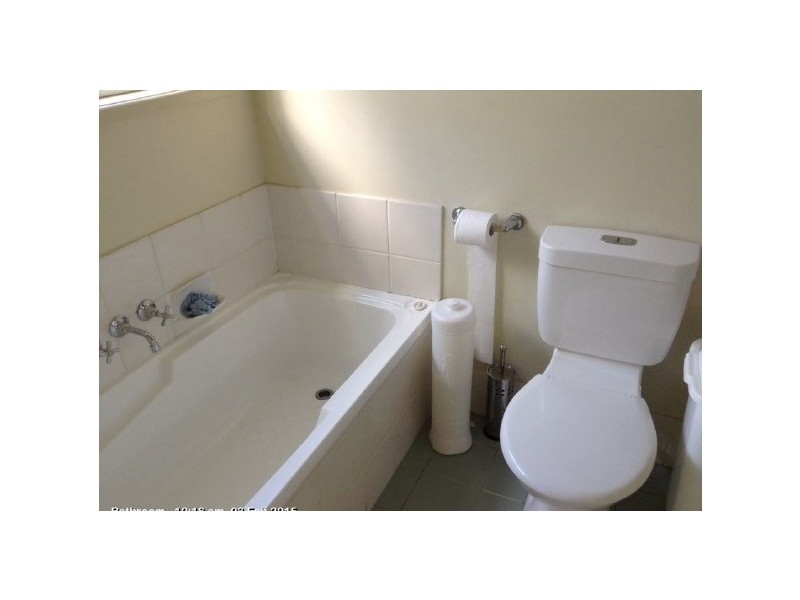 34 School Road, Wynnum West QLD 4178