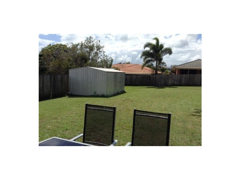 34 School Road, Wynnum West QLD 4178