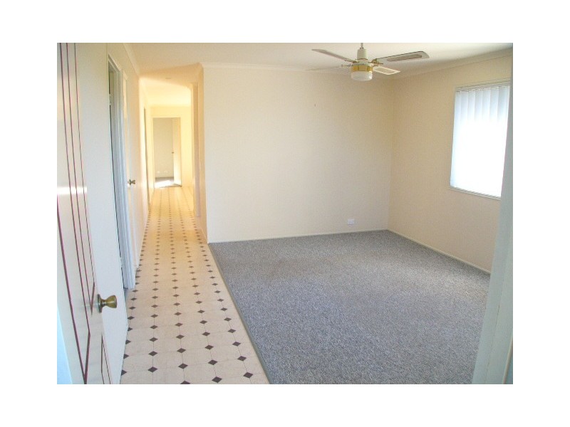 16 Magdalene Street, Wynnum West QLD 4178