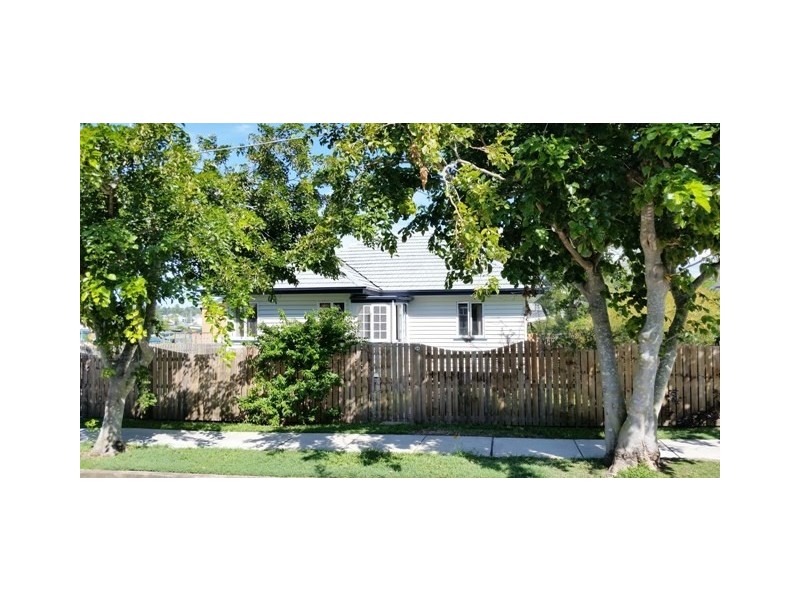 24 Carnation Street, Wynnum QLD 4178