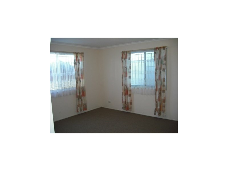 19 Walnut Street, Wynnum QLD 4178