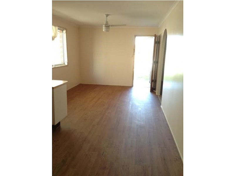 19 Walnut Street, Wynnum QLD 4178