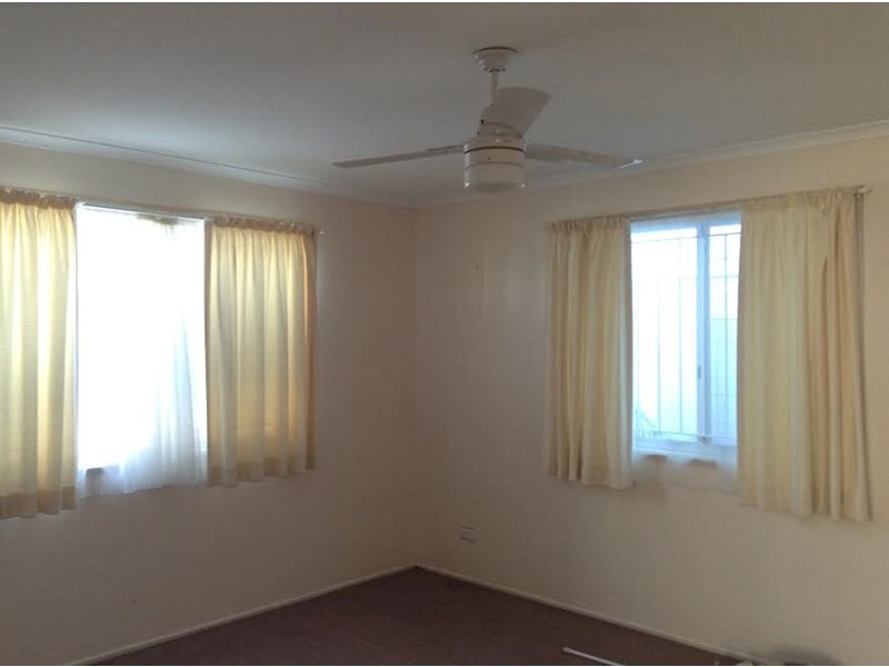 19 Walnut Street, Wynnum QLD 4178