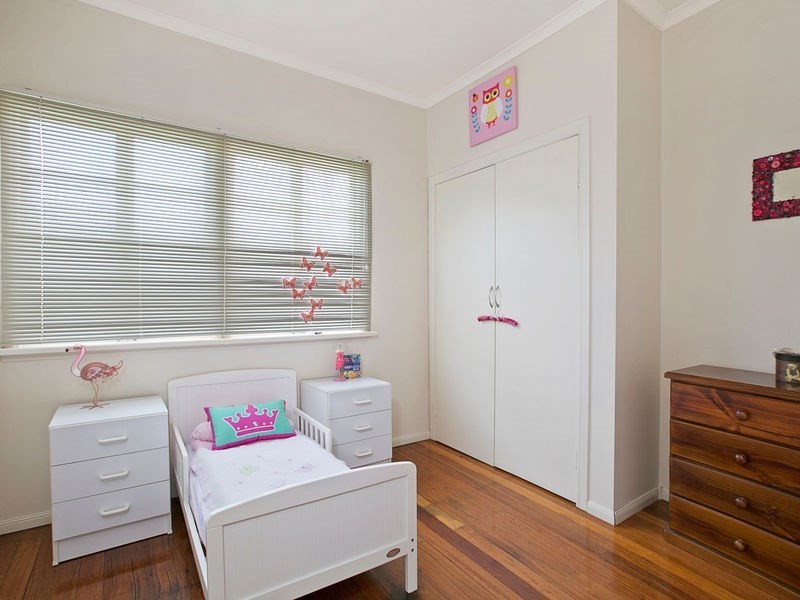 56 Youngs Road, Hemmant QLD 4174