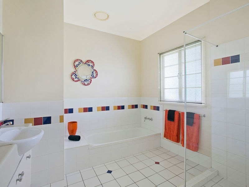 56 Youngs Road, Hemmant QLD 4174