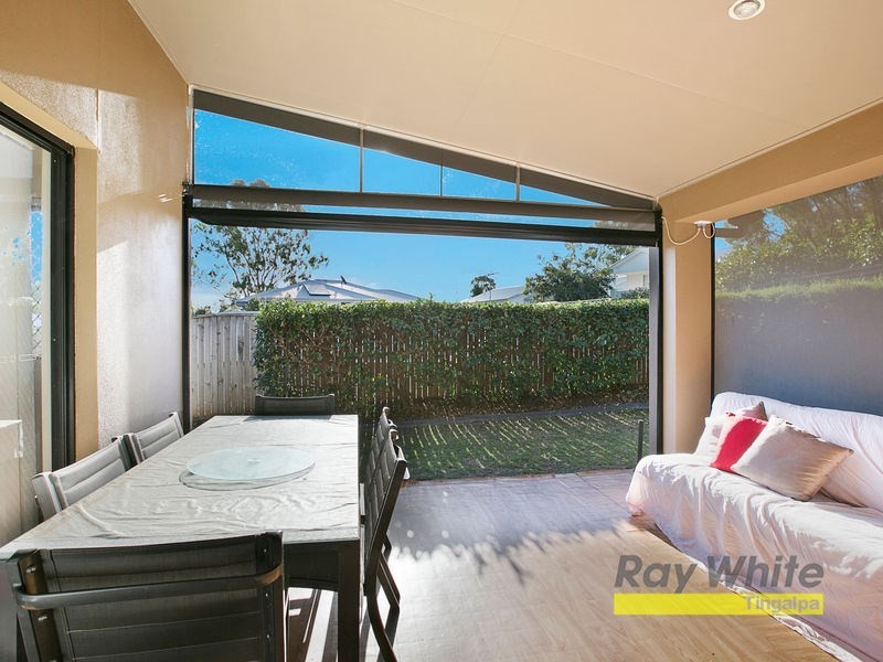 19 LACHLAN Drive, Wakerley QLD 4154