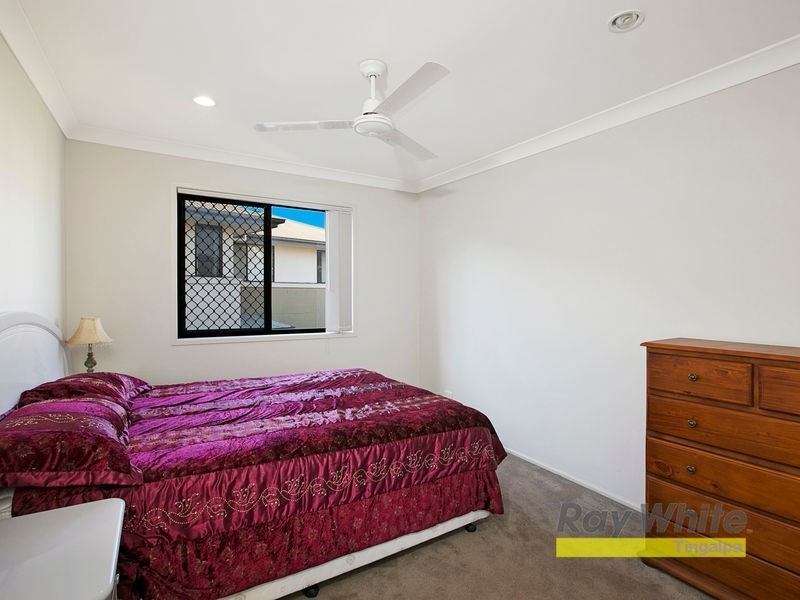 19 LACHLAN Drive, Wakerley QLD 4154