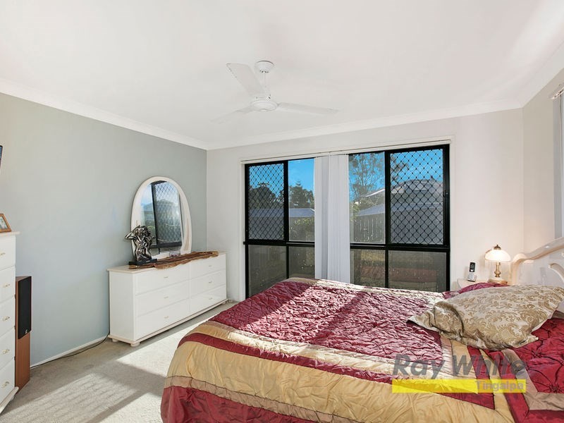 19 LACHLAN Drive, Wakerley QLD 4154