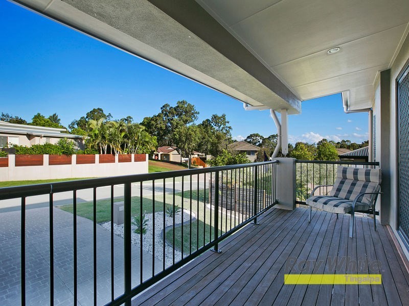 19 LACHLAN Drive, Wakerley QLD 4154