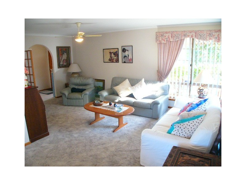 91 Bridgnorth Street, Carindale QLD 4152