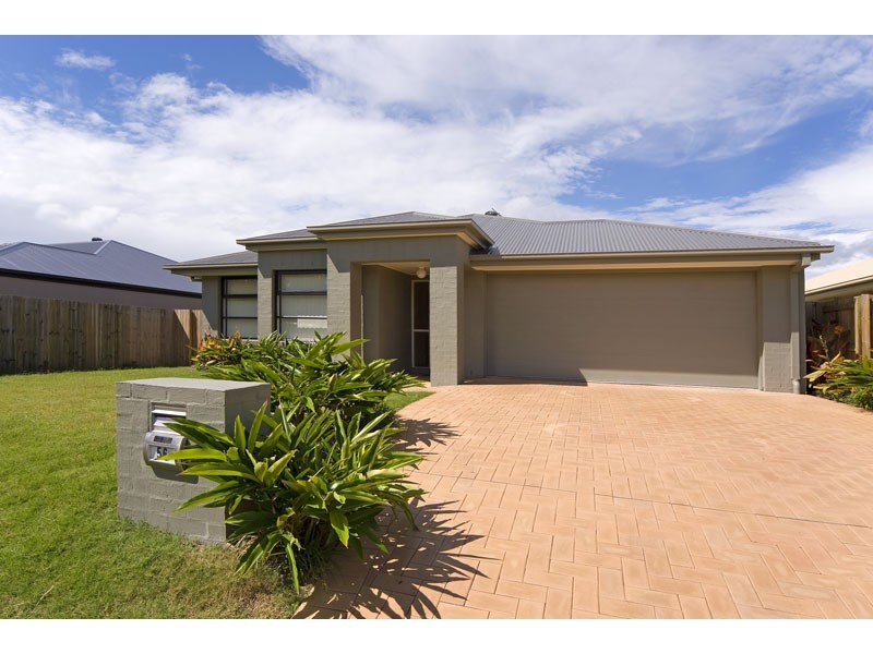 56 Red Gum Crescent, Wakerley QLD 4154