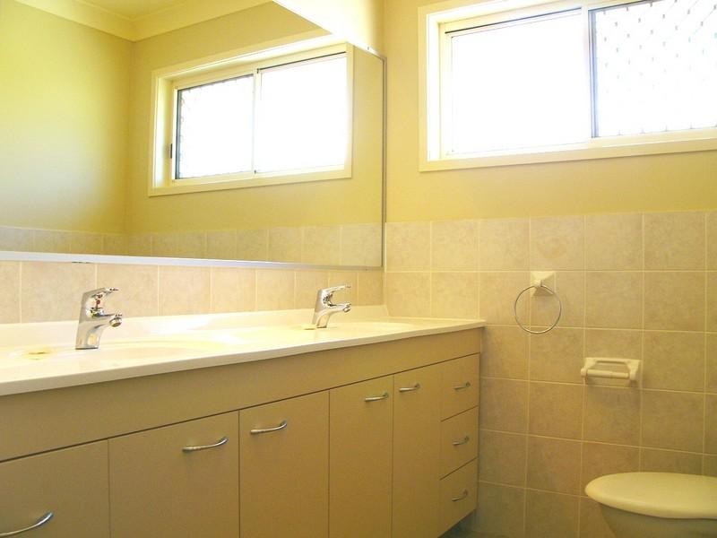 1/12 Adelaide Street, Carina QLD 4152