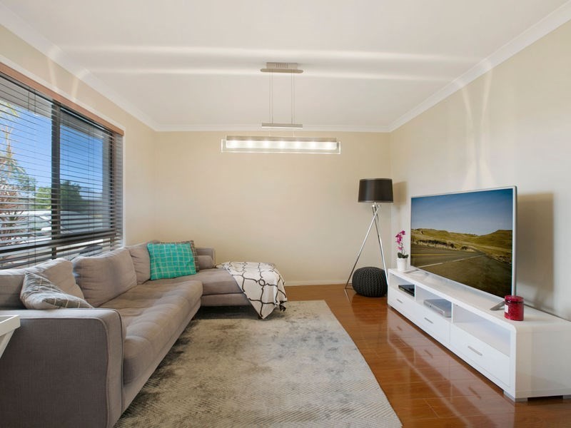 8 Laguna Circuit, Tingalpa QLD 4173