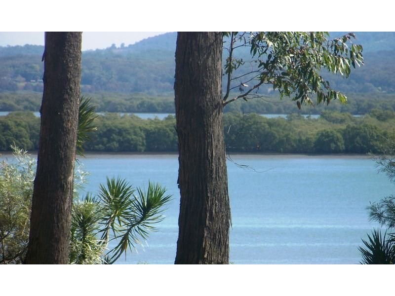 41 Ilumba Street, Russell Island QLD 4184