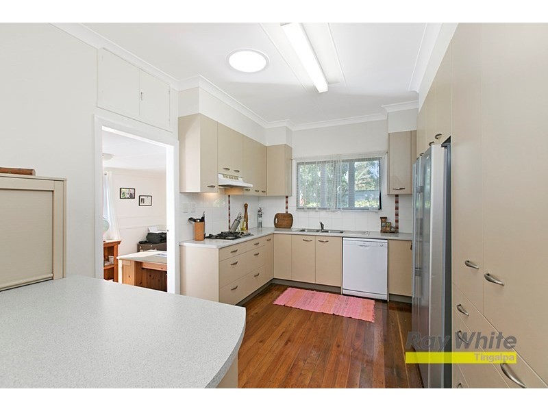 24 Randall Road, Wynnum West QLD 4178