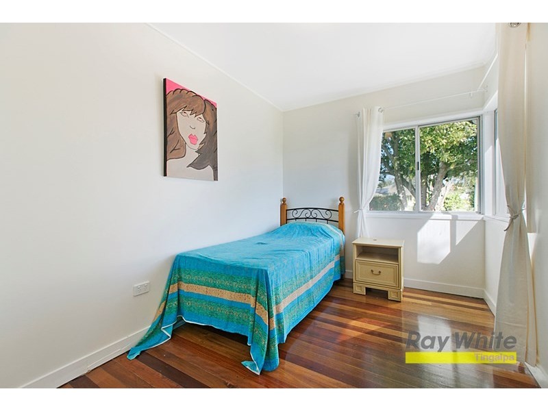 24 Randall Road, Wynnum West QLD 4178