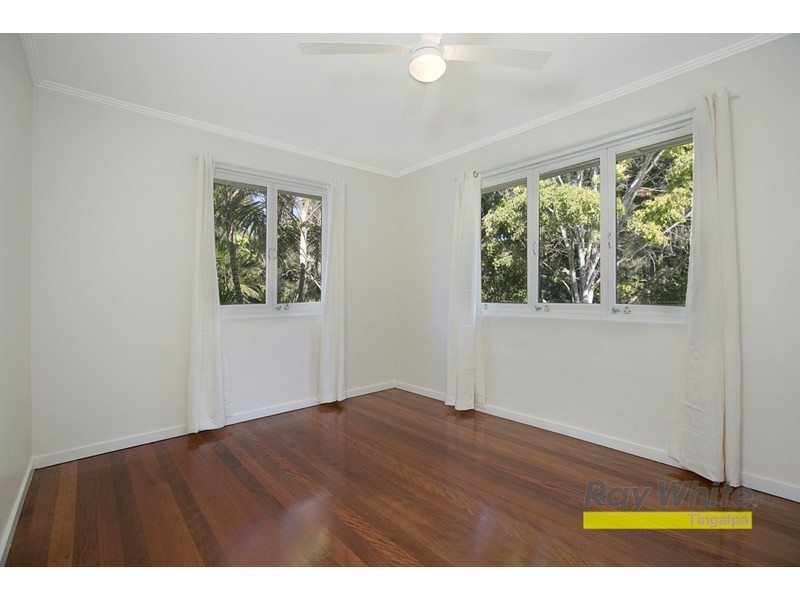 24 Coreen Street, Wynnum QLD 4178