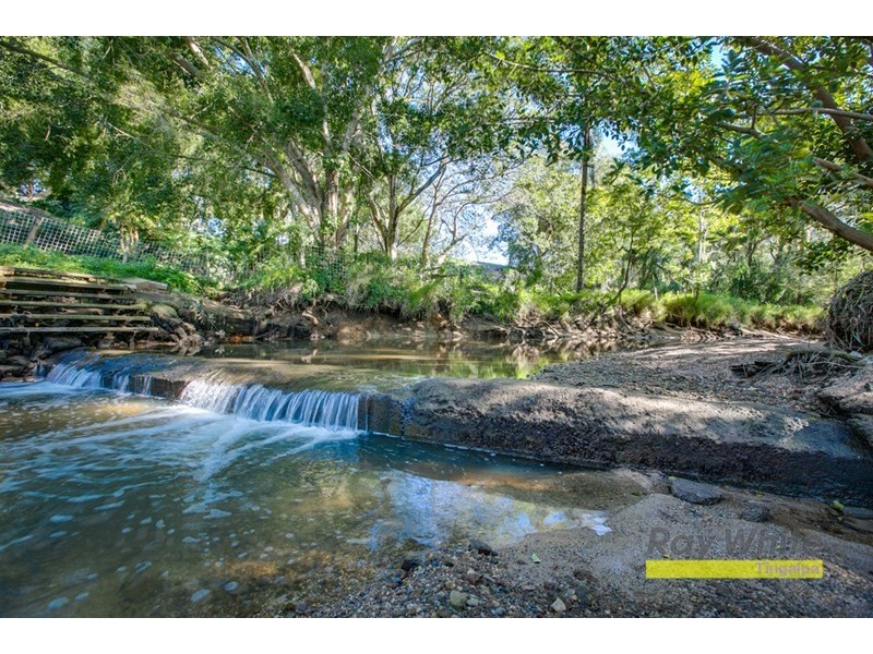 24 Coreen Street, Wynnum QLD 4178