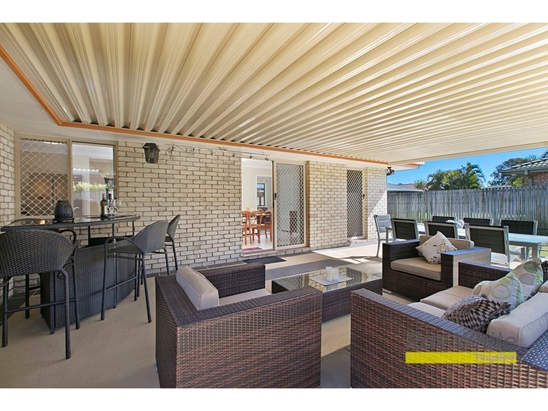 27 Glenwood Place, Hemmant QLD 4174