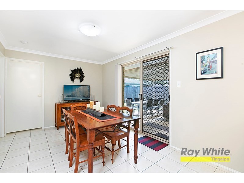 27 Glenwood Place, Hemmant QLD 4174