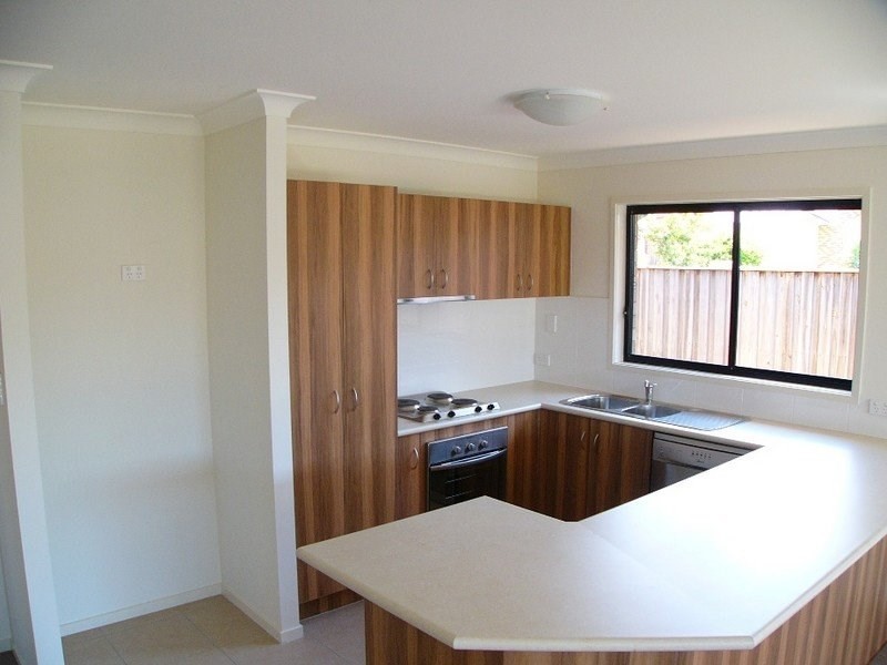 66 Matthews Way, Wakerley QLD 4154