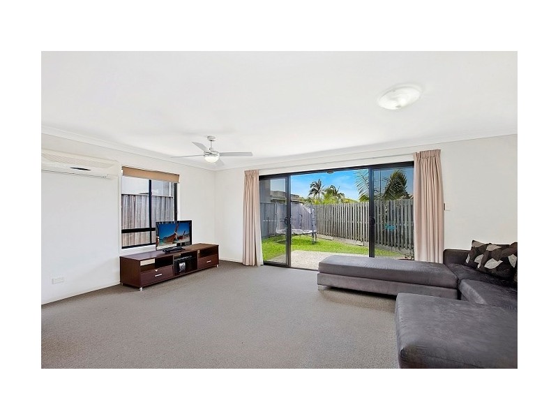 66 Matthews Way, Wakerley QLD 4154