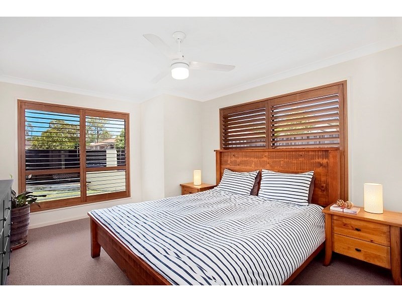 66 Matthews Way, Wakerley QLD 4154