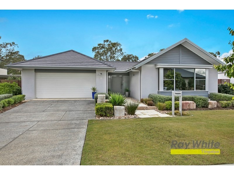 11 Thomson Place, Wakerley QLD 4154