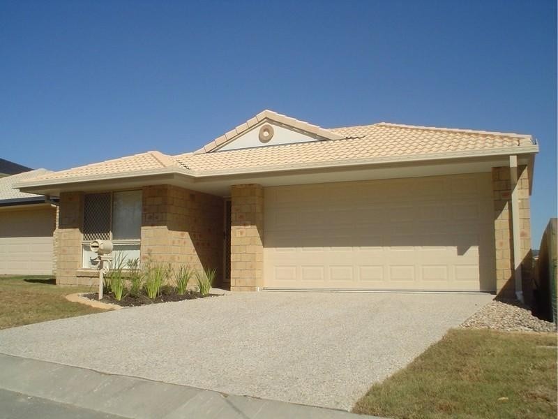 49 Olsen Crescent, Wakerley QLD 4154