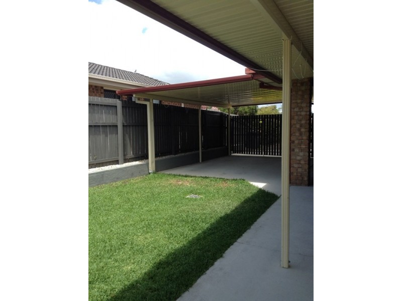 8 Oakwood Court, Hemmant QLD 4174