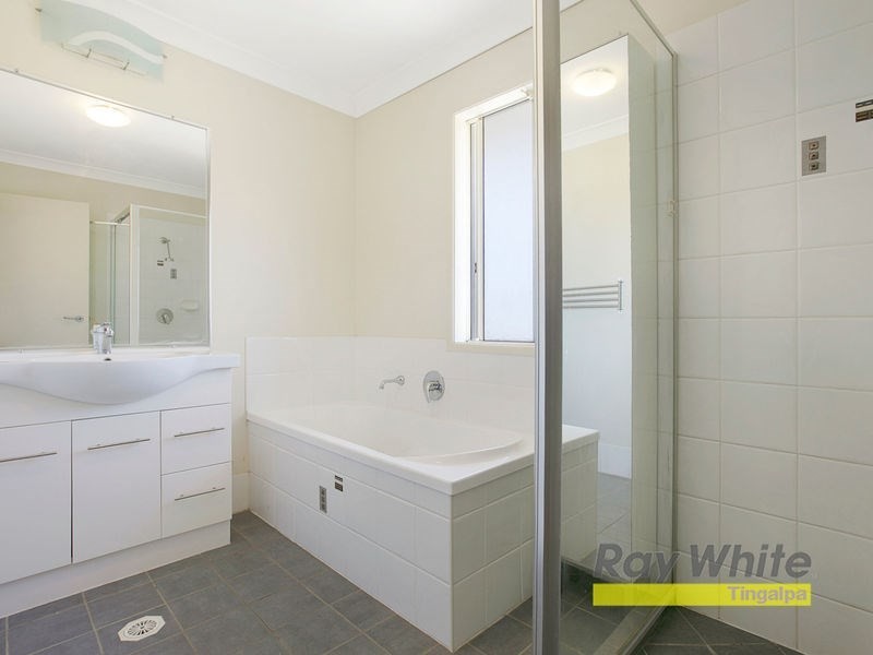 9 NEWRYBAR Street, Hemmant QLD 4174