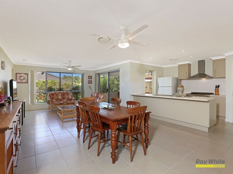 7 Rymera Crescent, Gumdale QLD 4154