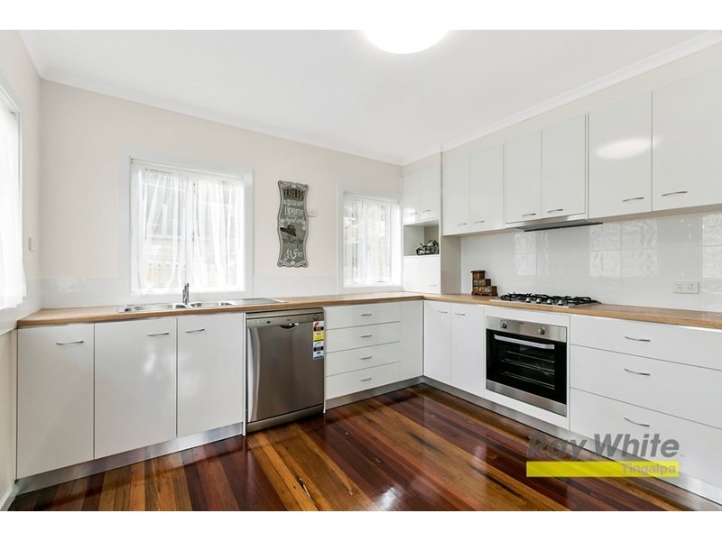 2 Wassell Street, Wynnum QLD 4178