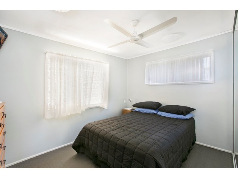 48 Roseberry Parade, Wynnum West QLD 4178