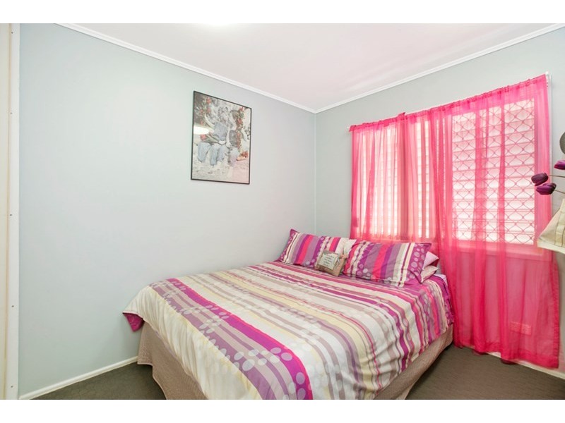 48 Roseberry Parade, Wynnum West QLD 4178