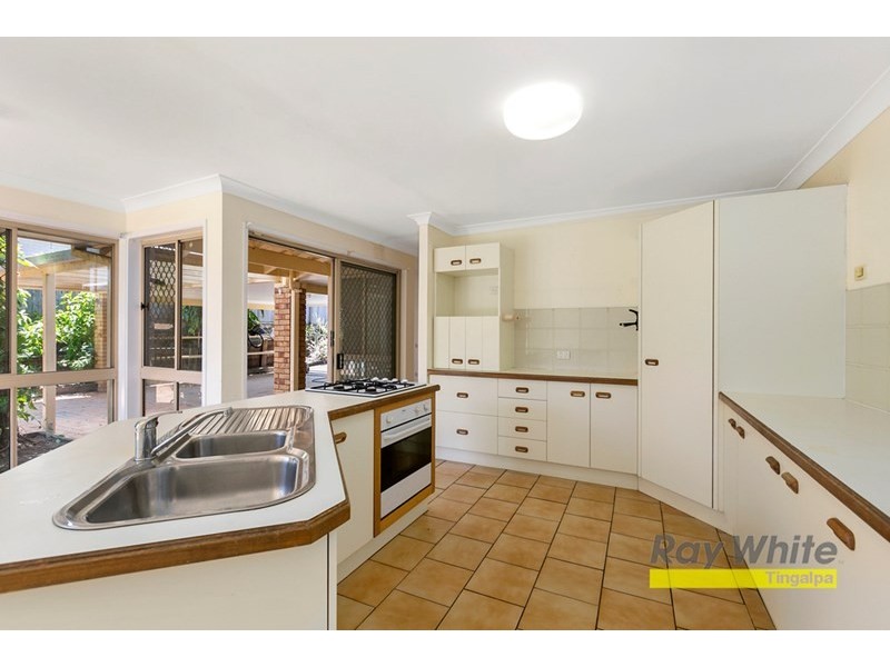 319 Wondall Road, Wynnum West QLD 4178