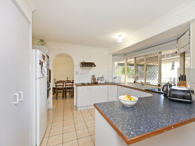 317 Wondall Road, Wynnum West QLD 4178