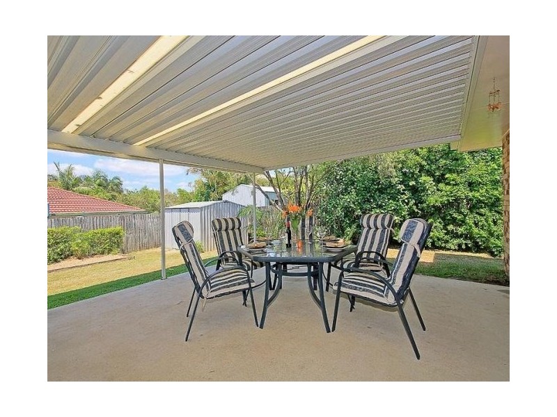 75 School Road, Wynnum West QLD 4178