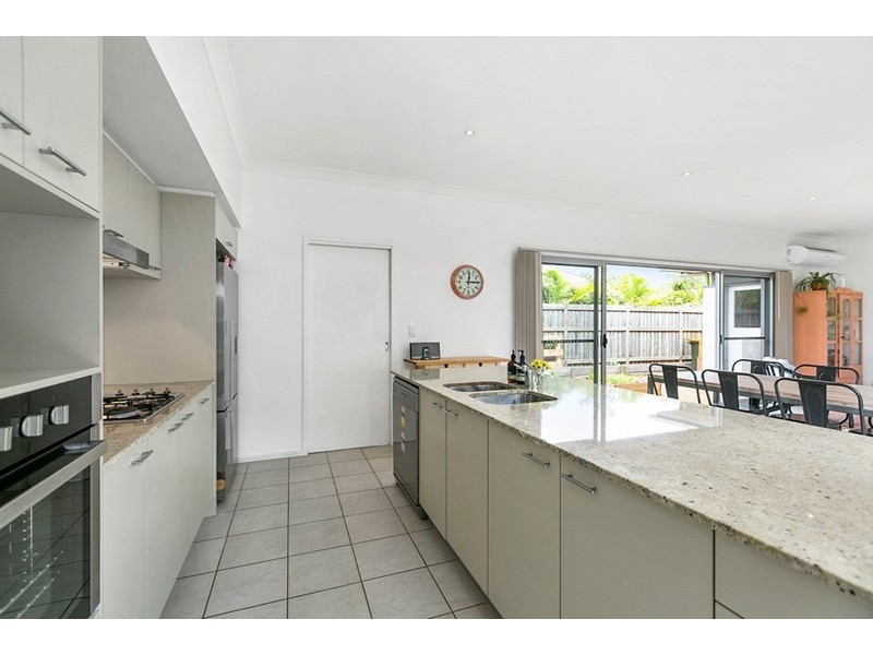 25 Macquarie Street, Wakerley QLD 4154