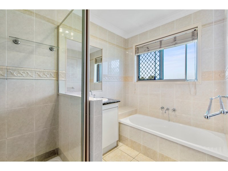 10 Tea Tree Court, Tingalpa QLD 4173