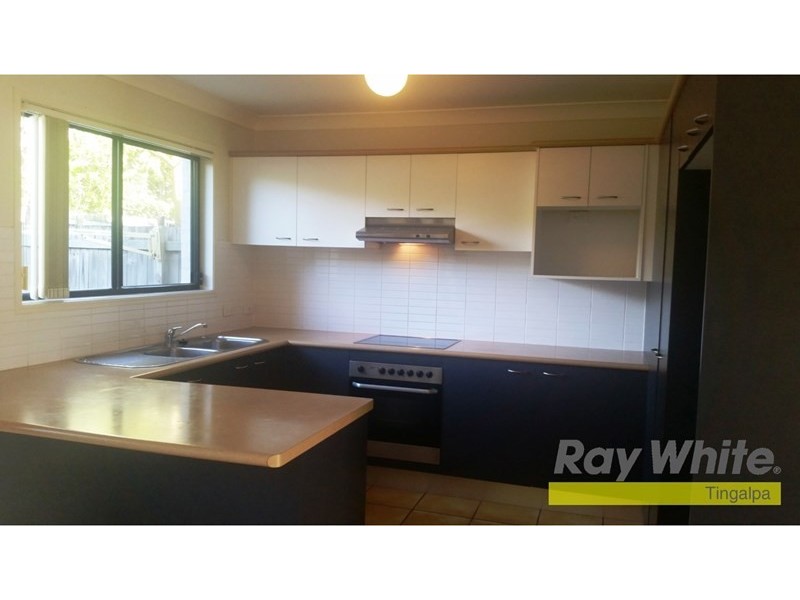9/11 Federation Street, Wynnum West QLD 4178