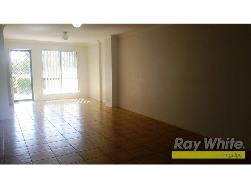 9/11 Federation Street, Wynnum West QLD 4178