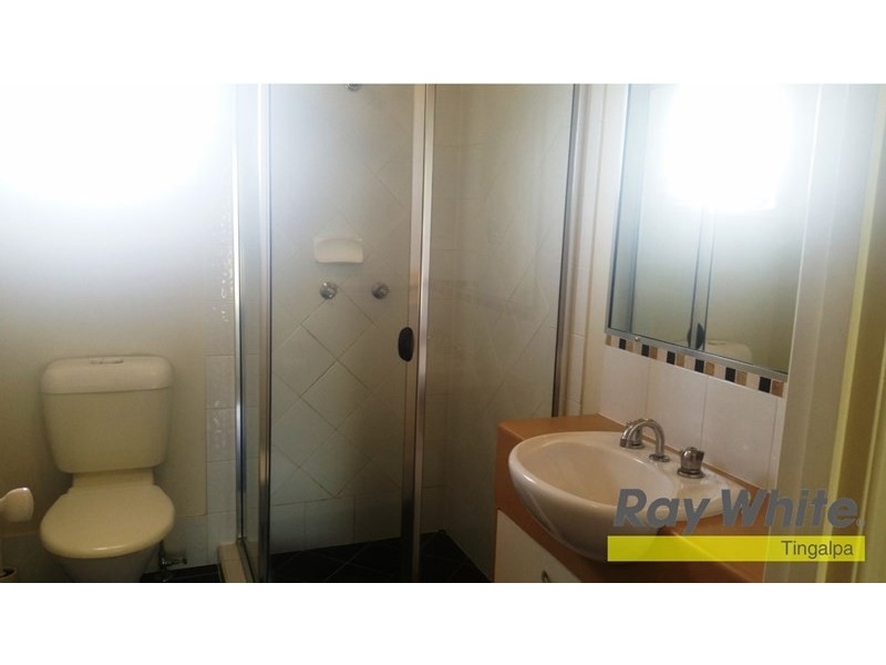 9/11 Federation Street, Wynnum West QLD 4178