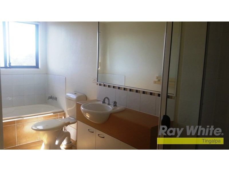 9/11 Federation Street, Wynnum West QLD 4178