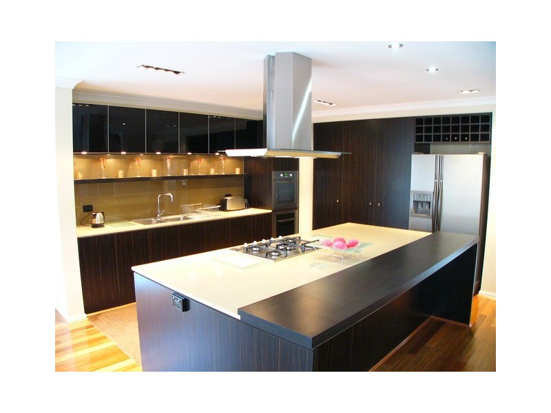 16 Gumdale Street, Wakerley QLD 4154