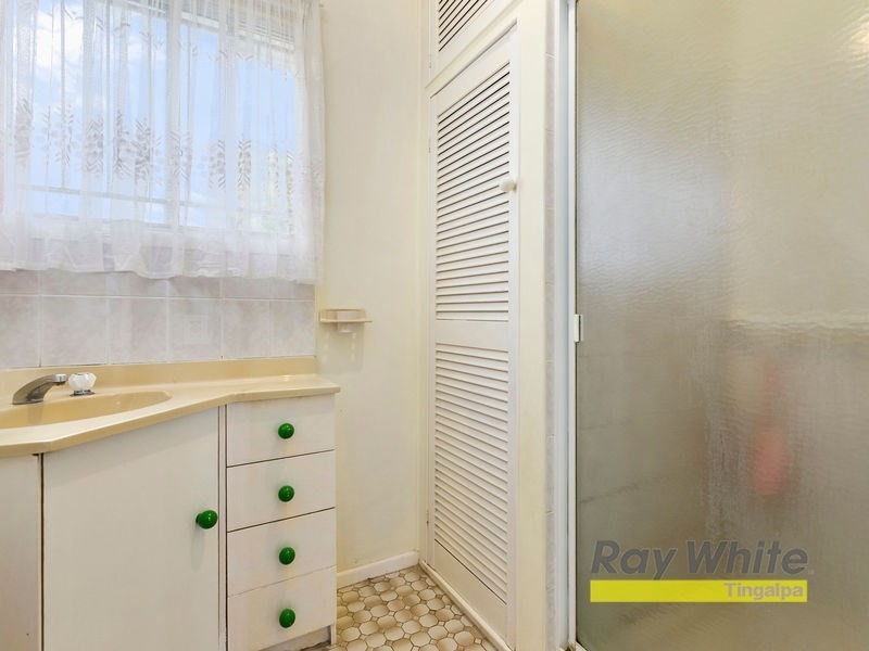 21 PRIMROSE Parade, Wynnum QLD 4178